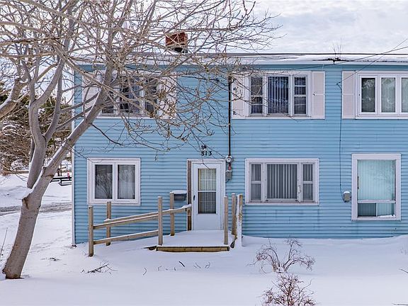 2nd image of 813 Topsail Road