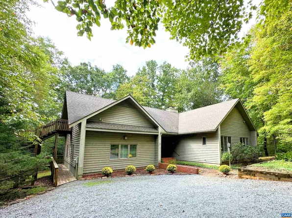 342 Foothills Dr, Nellysford, VA 22958