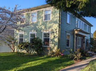 5508 17th Ave NE, Seattle, WA 98105
