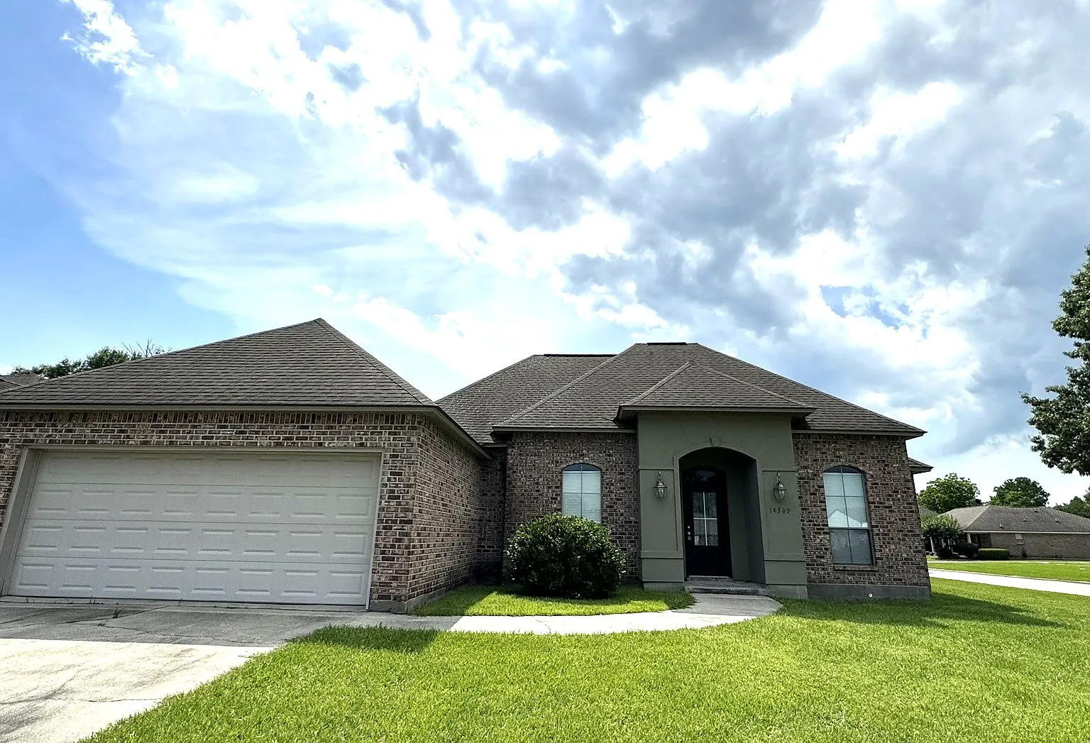 3 bed, 1511 sqft, $2,000 — Photo 1