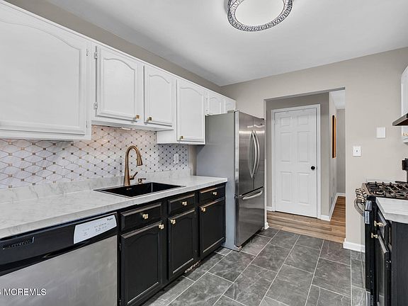 5th image of 103 Cypress Court
