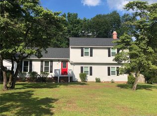 310 Old Farm Rd, Raeford, NC 28376