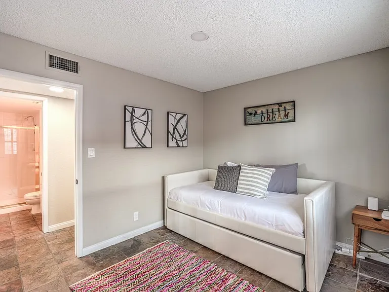 5198 Hibbetts Dr — Photo 29