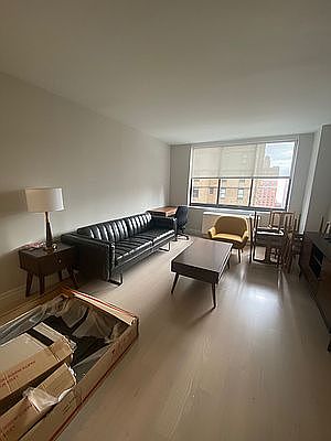 1st image of 1738 2nd Ave #6