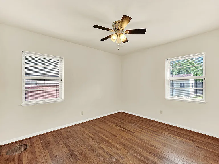 3982 Cortez Dr — Photo 10