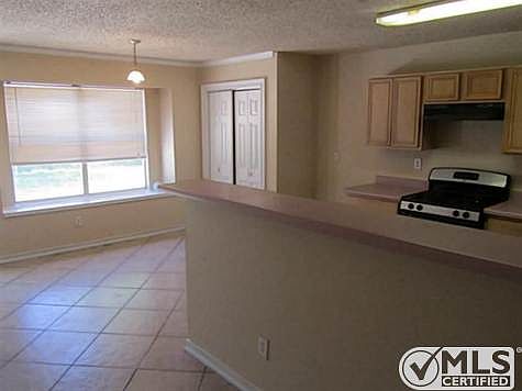 5th image of 5706 Creekhollow Dr
