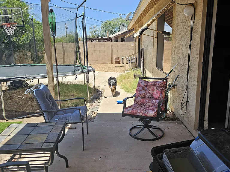 9907 E Del Monte Ave — Photo 11