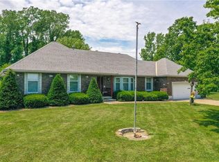 2812 S Kirby Rd, Grain Valley, MO 64029