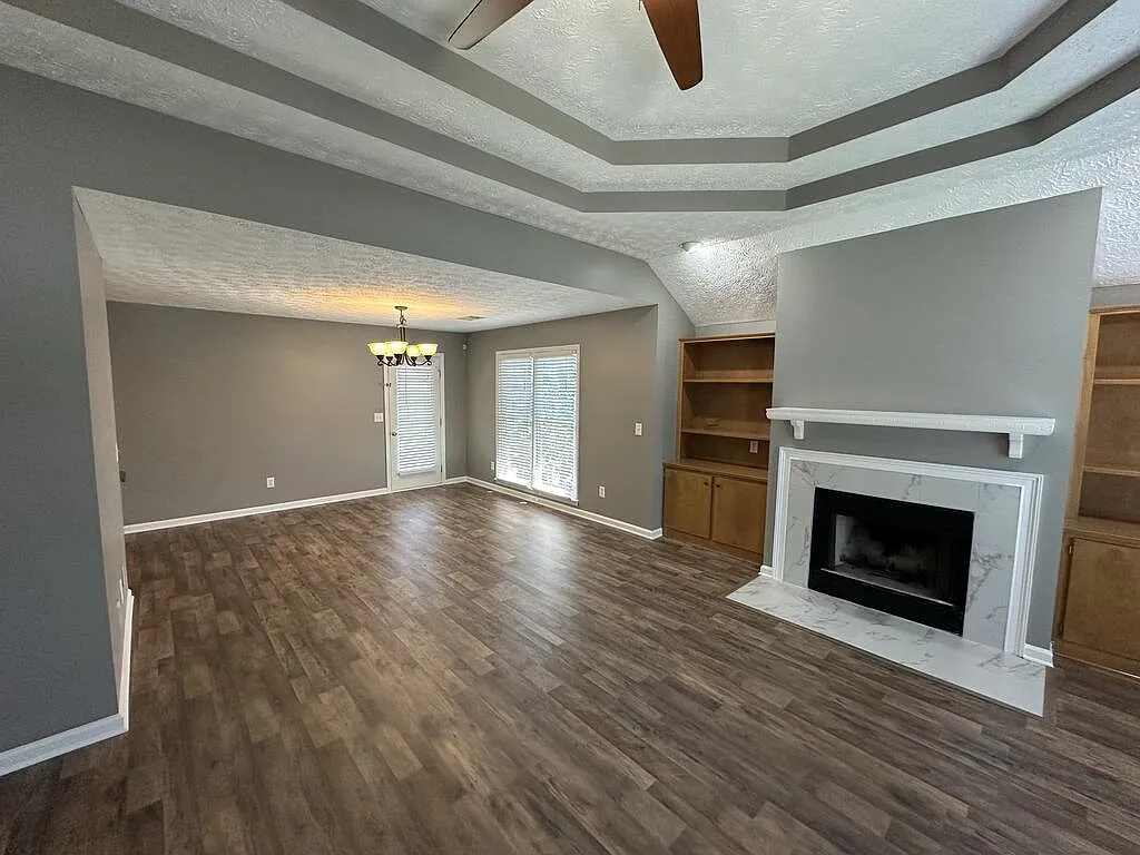 3 bed, 1432 sqft, $1,800 — Photo 3