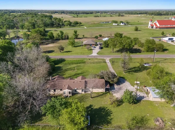 452 E Fm 2795, Emory, TX 75440