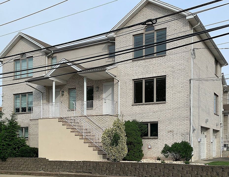 1st image of 2366 Linwood Ave