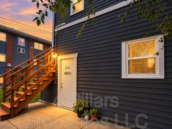 1311 E Columbus Dr #1, East Chicago, IN 46312