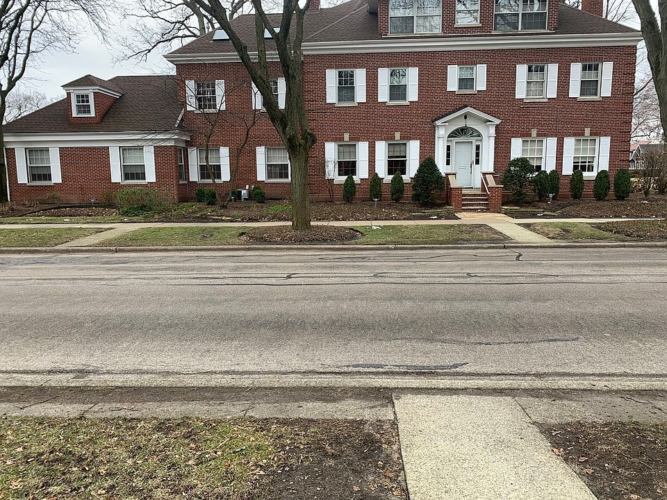 1st image of 947 Jackson Ave
