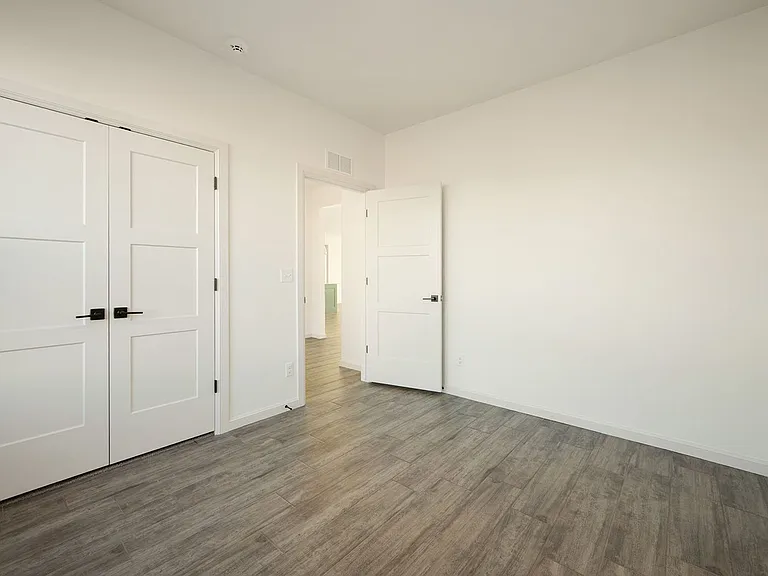 5017 Misty Wood Ln — Photo 15