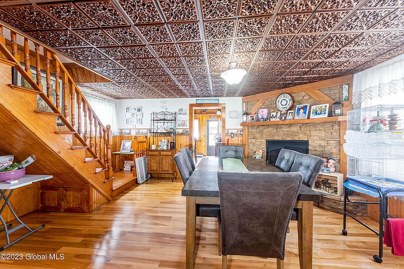 3rd image of 398 3rd Avenue