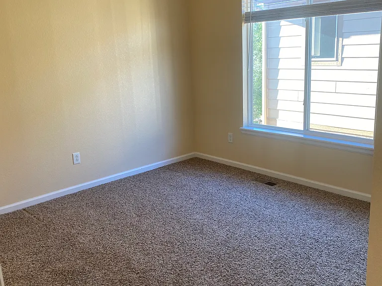 4902 S Zephyr St — Photo 11