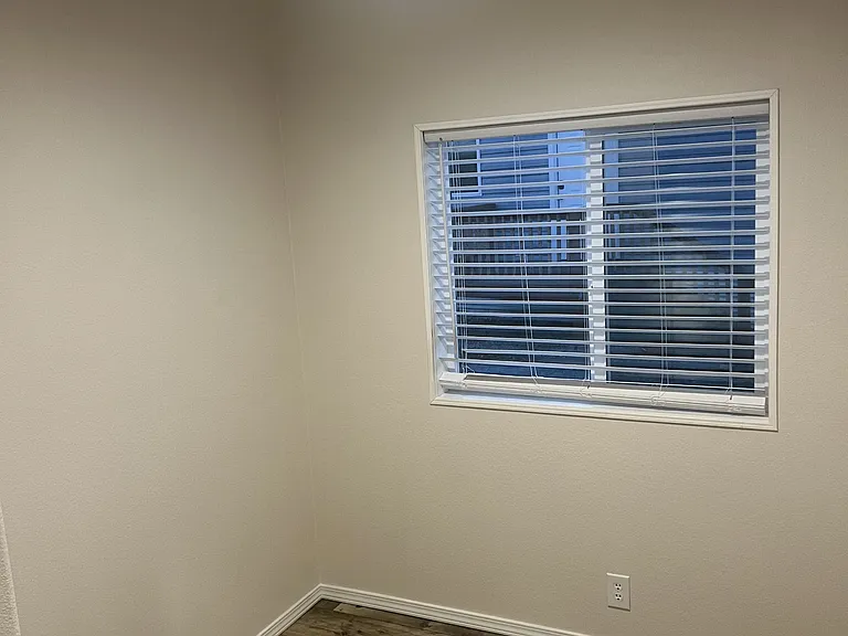 109 Rail Ln — Photo 5