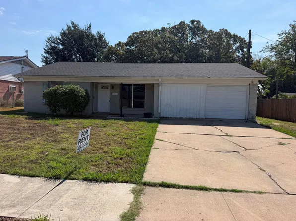 2750 Ridgewood St, Irving, TX 75062