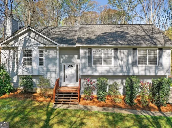 215 Sterling Dr, Canton, GA 30115