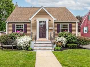 8 Taft Rd, Salem, MA 01970