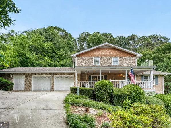 562 Cupelo Dr NW, Powder Springs, GA 30064