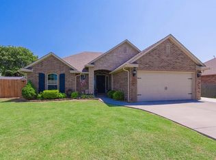 556 Montana St, Jones, OK 73049