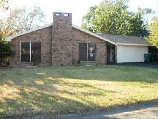 1st image of 111 Whispering Pine Dr
