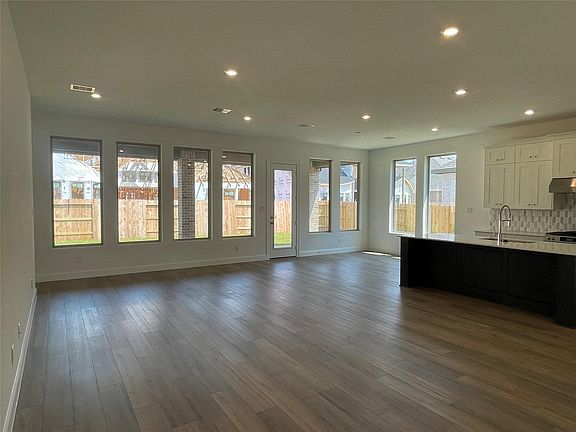 6th image of this home