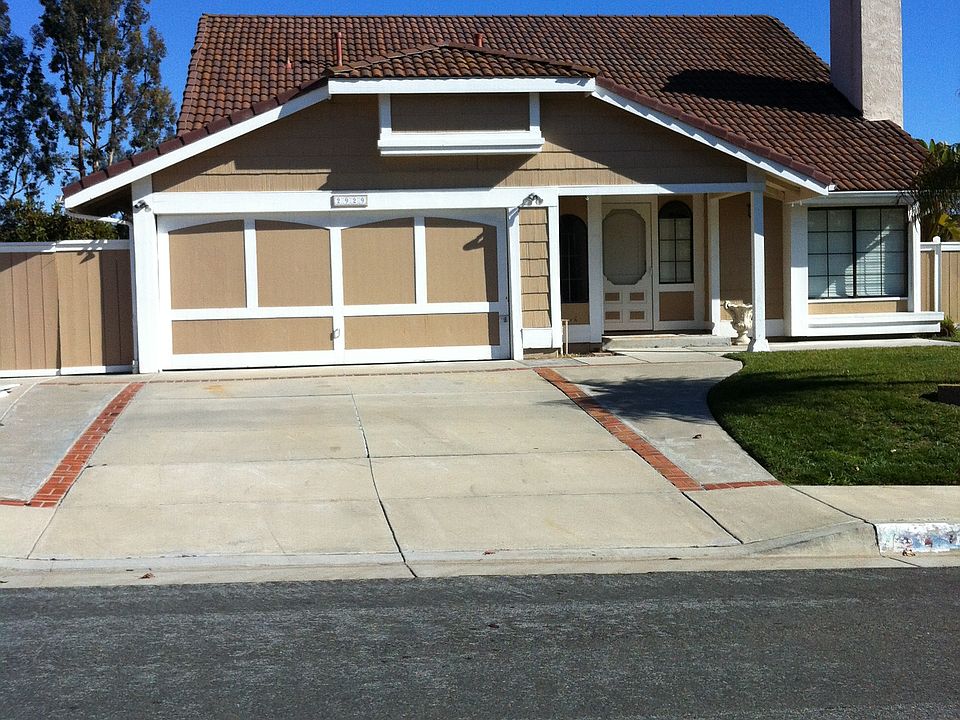 1st image of 2929 Estancia