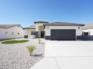 10570 E 45th St, Yuma, AZ 85367
