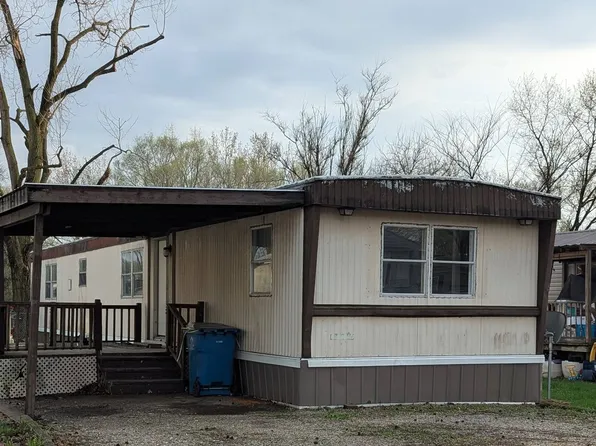 Big Rock West Mobile Home Park, 1362 W Williams St Lot 19, Danville, IL 61832