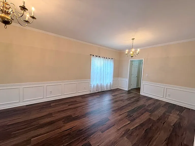 1227 Mandalay Ct — Photo 7