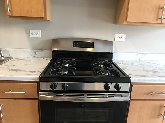 4th image of 1101 W Granville Ave #4