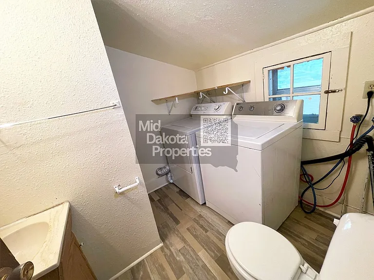 716 W Ash Ave — Photo 6