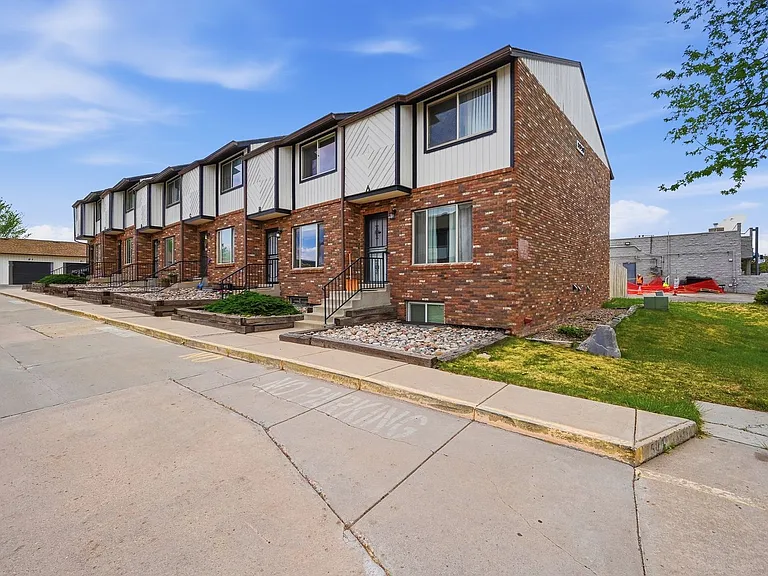 9850 W Stanford Ave #B — Photo 22