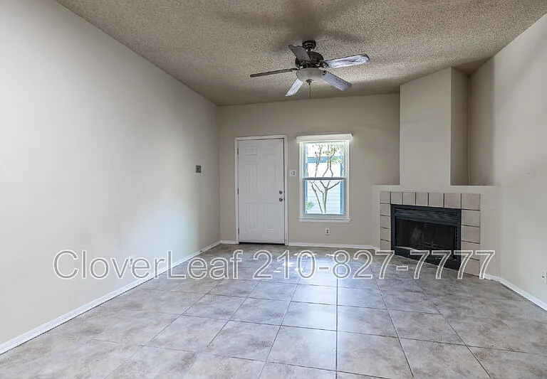 1933 Crossgate Park — Photo 5