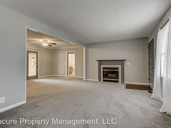 5th image of 256 Lakeside Park Dr