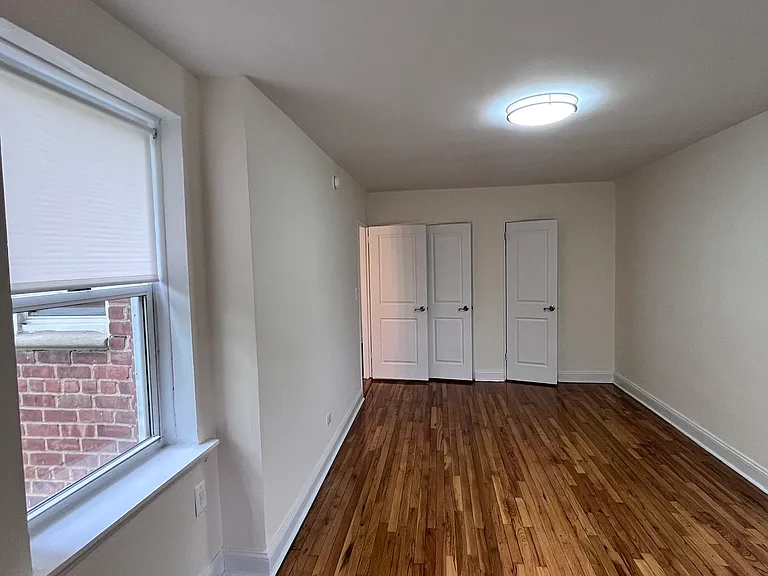 2681 W 2nd St #3E — Photo 5