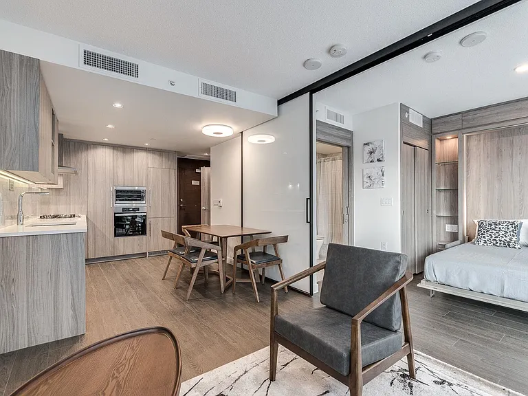 89 Nelson St #210 — Photo 6