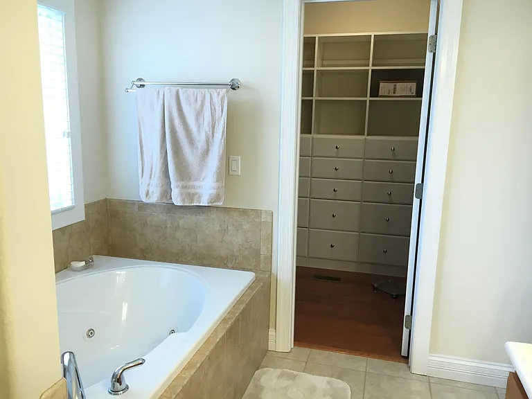 107 Wilbourn Dr — Photo 9