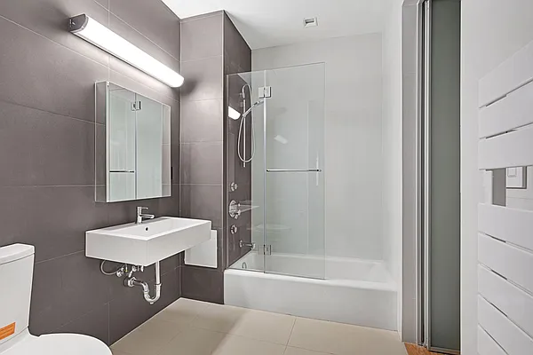 Rented by Compass | media 10