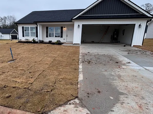 103 Brentley Dr, Chesnee, SC 29323