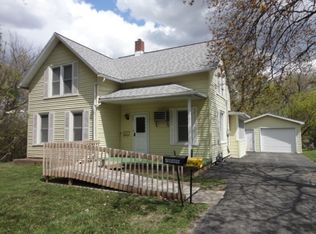225 Briar St, Baraboo, WI 53913