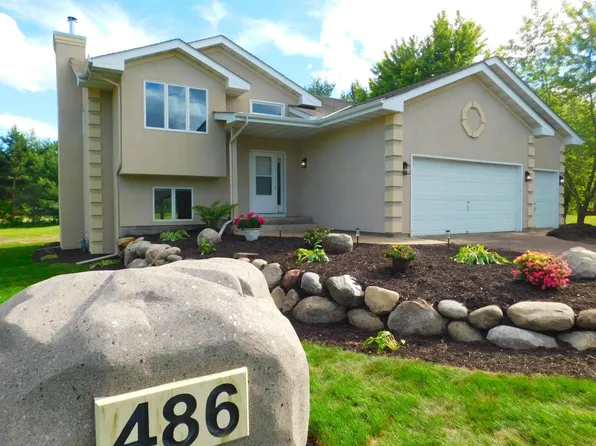 486 193rd Ln NE, East Bethel, MN 55011
