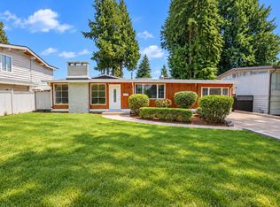9714 131st St, Surrey, BC V3T3P3