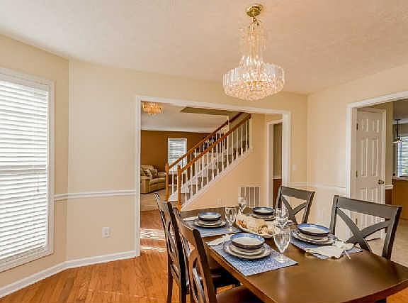 5th image of 104 Carissa Cir