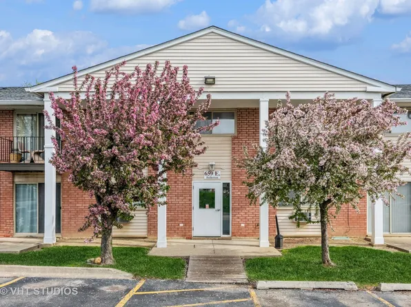 659 E Fullerton Ave APT 206, Glendale Heights, IL 60139
