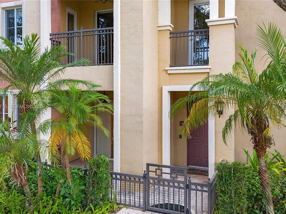 1st image of 3055 NW 126th Ave APT 107