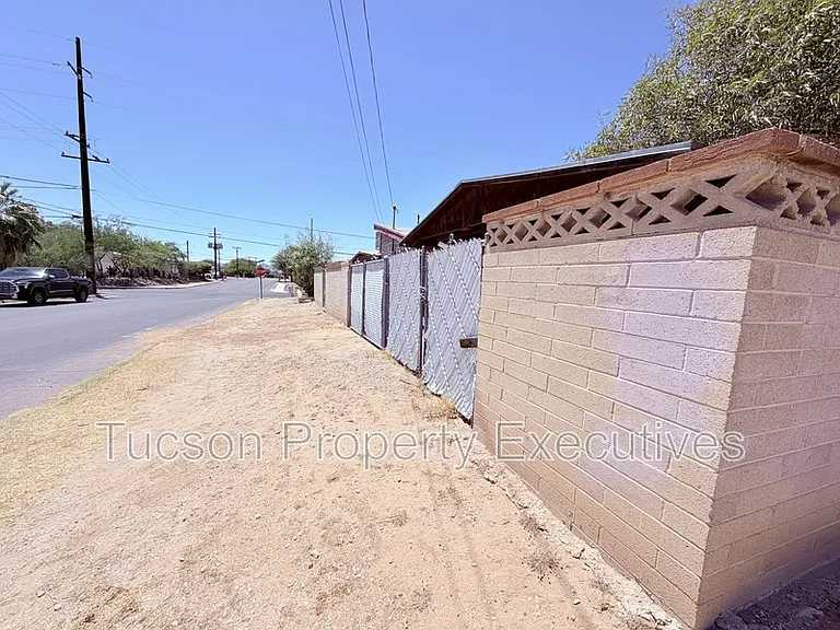 3002 N Palo Verde Ave — Photo 29