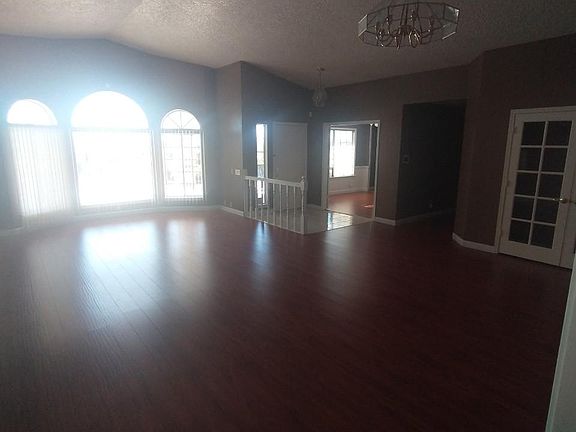 5th image of 13573 Sunset Dr